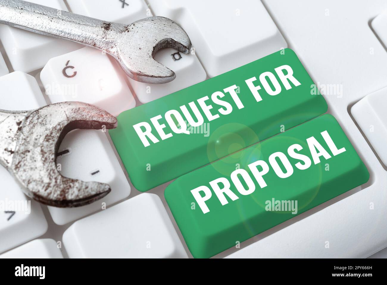 Inspiration mit „Request for Proposal“ unterzeichnen. Das Dokument für Geschäftsbeispiele enthält einen Ausschreibungsprozess nach Agentur oder Unternehmen Stockfoto