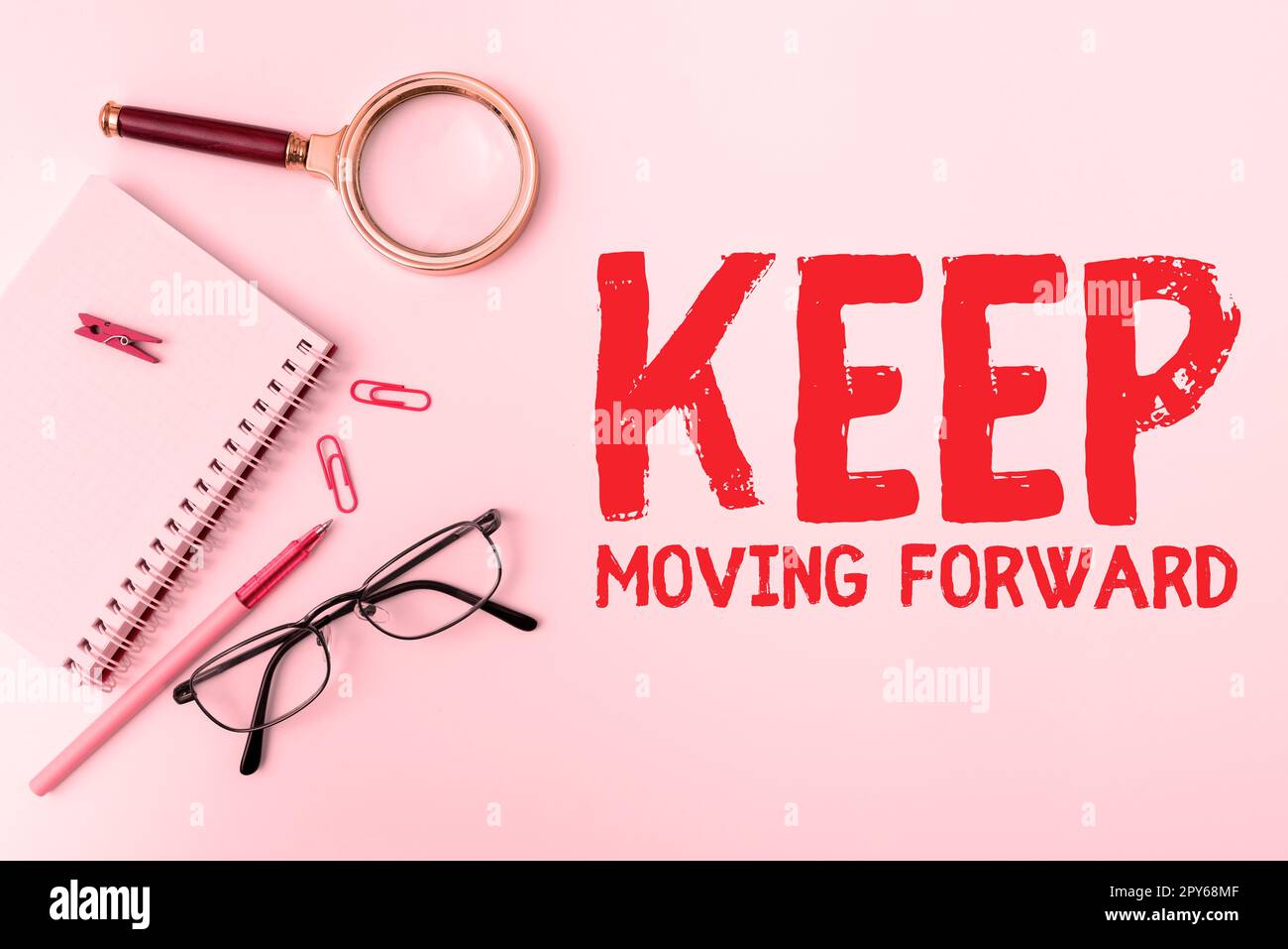 Die konzeptionelle Darstellung macht weiter. Geschäftsüberblick Einladung an alle, die Dinge oder Angelegenheiten nicht kompliziert gestalten Stockfoto