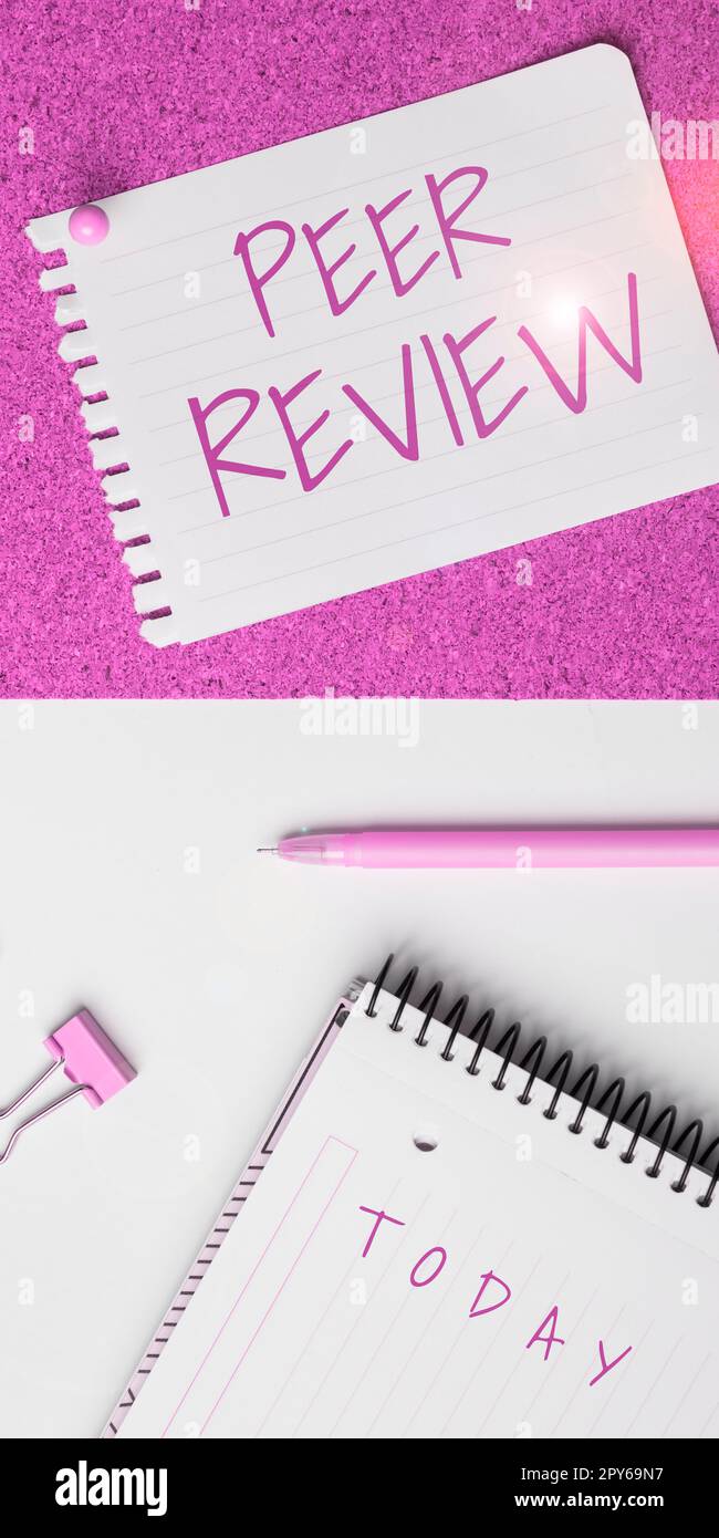 Konzeptionelle Beschriftung Peer Review. Konzeptfoto, um friedlich mit Dingen zufrieden zu sein, die Sie getan und erreicht haben Stockfoto