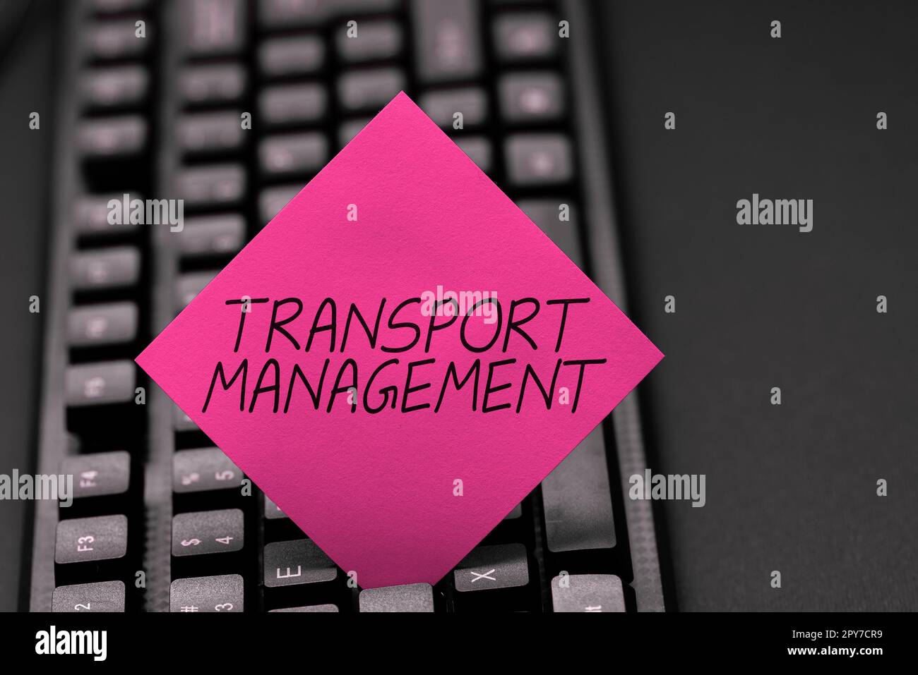 Konzeptioneller Titel Transport Management. Internetkonzepte für die Verwaltung von Fahrzeugwartung und -Betrieb Stockfoto