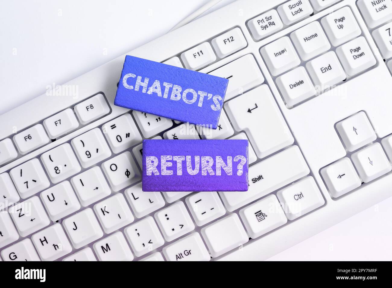 Konzeptionelle Darstellung der Rückkehr des Chatbots. Ein kommunizierendes Geschäftskonzeptionsprogramm verwendet eine Textschnittstelle und KI Stockfoto