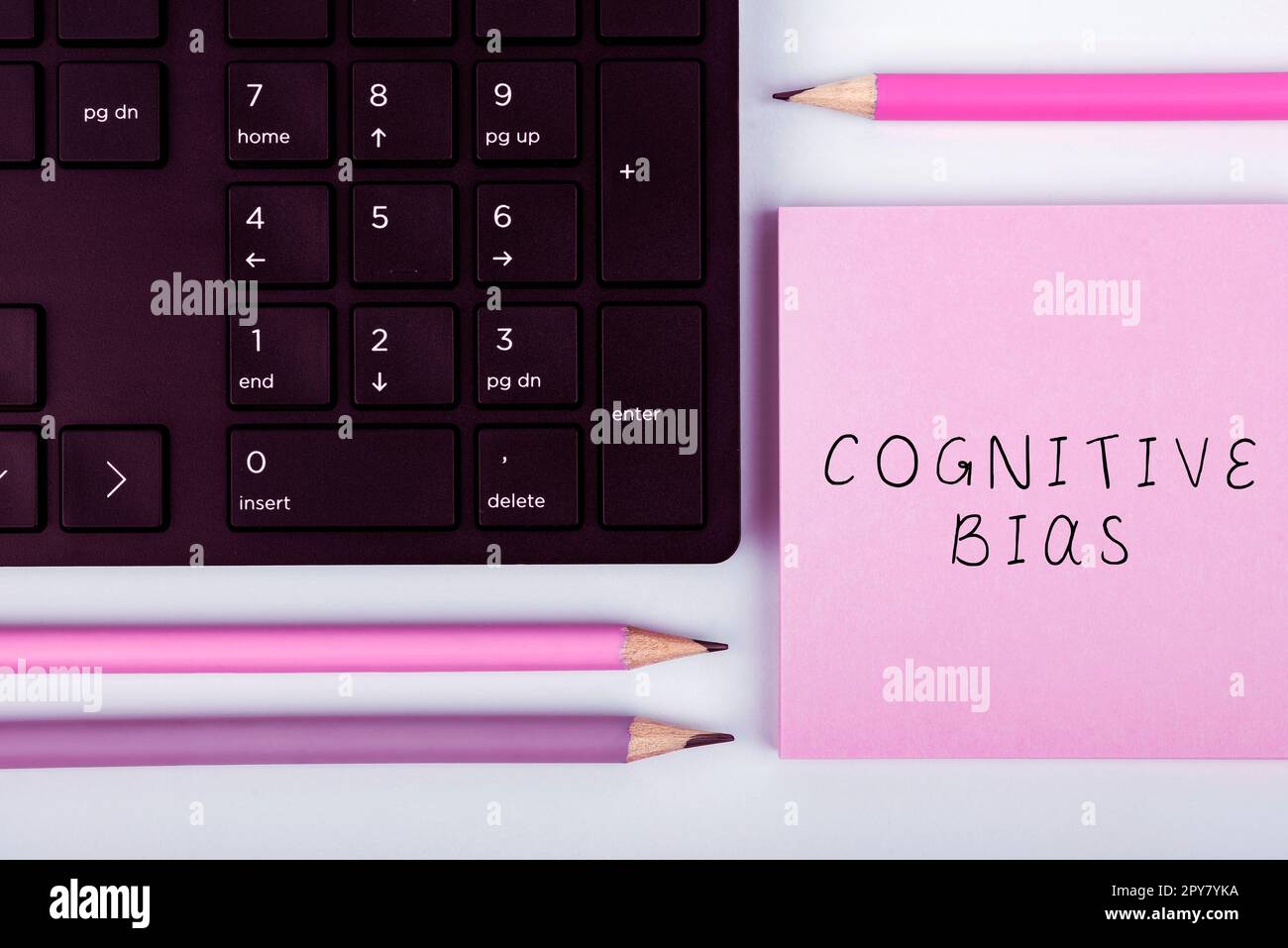 Text, der Inspiration kognitive Vorurteile zeigt. Begriffliche photopsychologische Behandlung psychischer Störungen Stockfoto