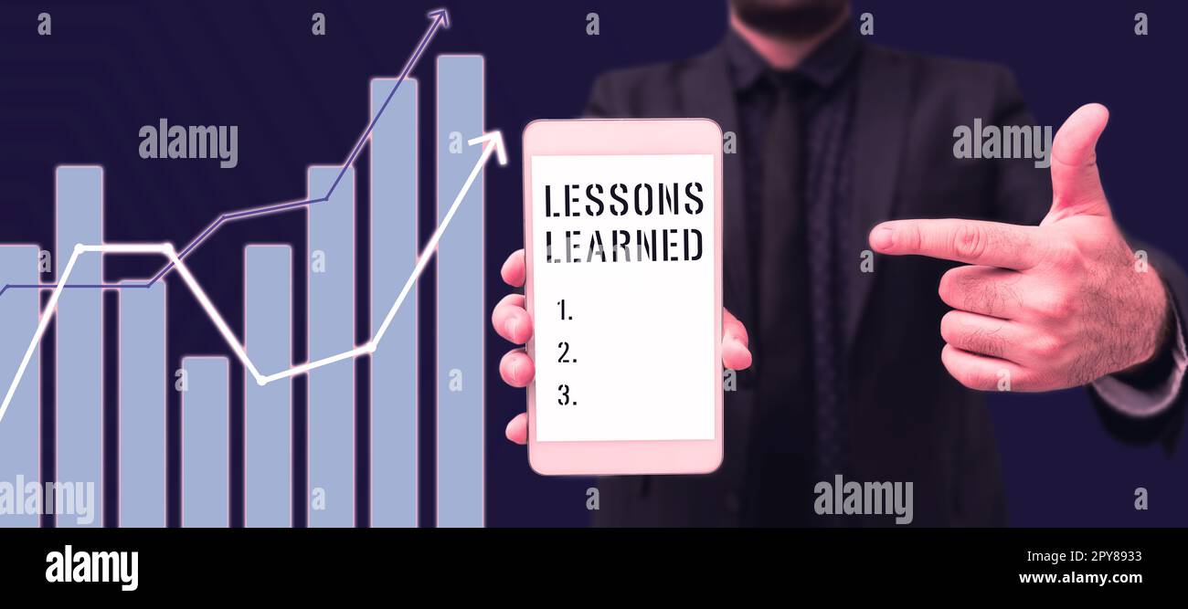Begriffliche Beschriftung Lektionen Gelernte Lektionen. Geschäftsideen fördern den Austausch und die Nutzung von Wissen, das aus Erfahrungen gewonnen wurde Stockfoto