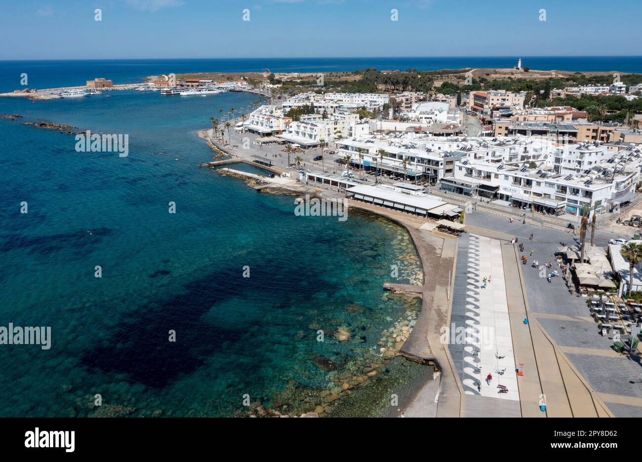 Blick auf Schloss Paphos und Hafengebiet, Paphos Republik Zypern Stockfoto