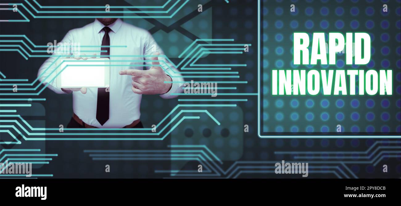 Inspiration mit dem Schild „Rapid Innovation“. Geschäftsüberblick Merkmal einer Website, die Suchmaschinenalgorithmen verwendet Stockfoto