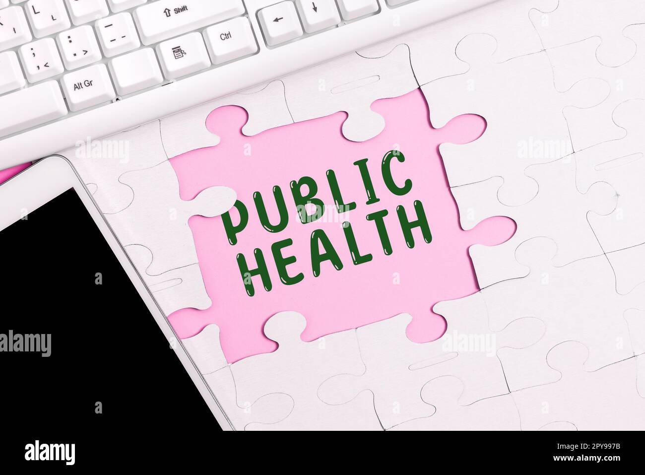 Handschriftliches Schild Public Health. Internetkonzept zur Förderung einer gesunden Lebensweise für die Gemeinschaft und ihre Menschen Stockfoto