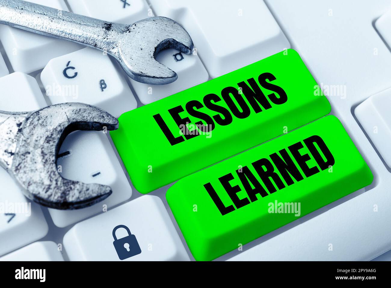 Text mit den gelernten Lektionen zur Inspiration. Internetkonzept Förderung des Austauschs und der Nutzung von Erfahrungswissen Stockfoto