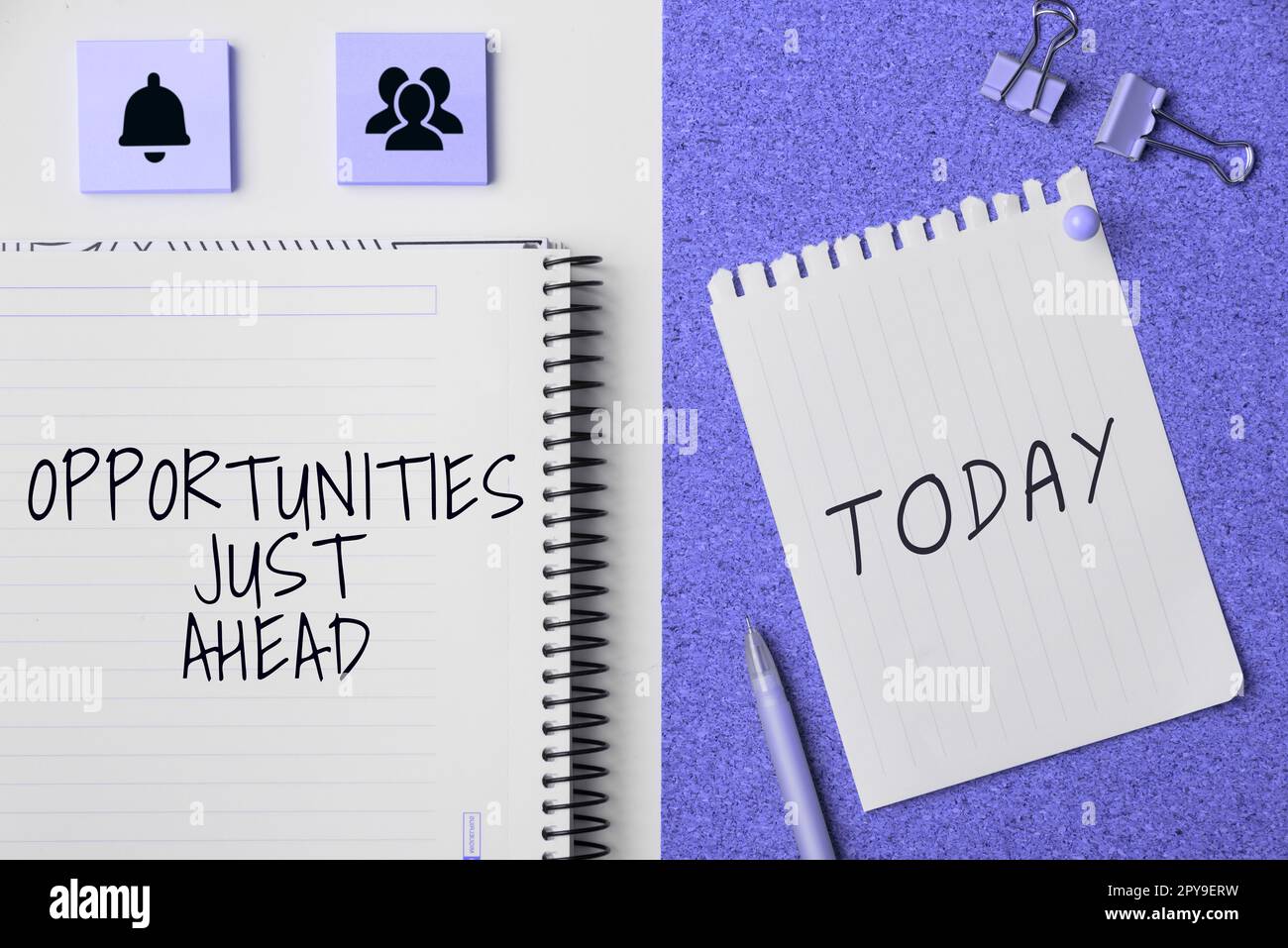 Handschriftmöglichkeiten stehen vor der Tür. Ein Wort über eine Reihe von Umständen, die es ermöglichen, etwas in kurzer Zeit zu tun Stockfoto