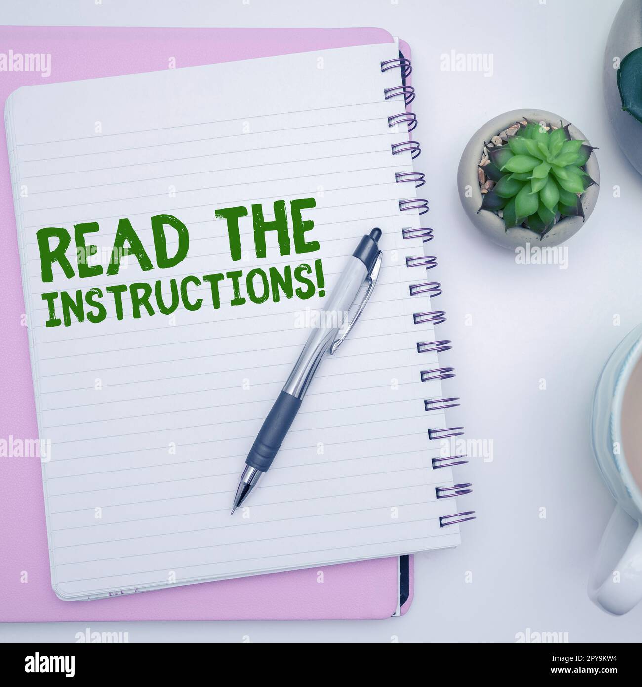 Handschrifttext Anweisungen lesen. Wort für lesen Sie etwas, das Ihnen jemand auffordert Stockfoto