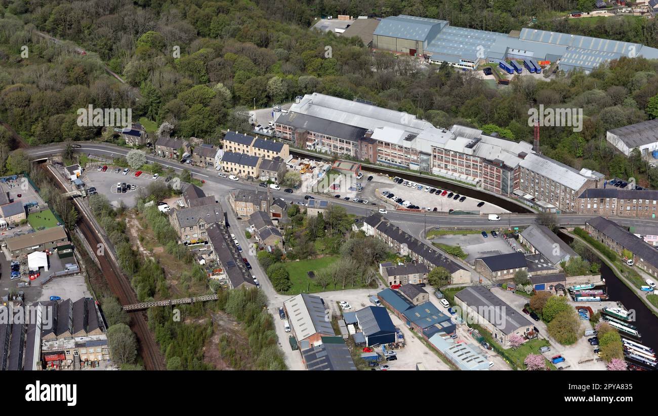 Luftaufnahme der Fabrik Swizzels Matlow Ltd in New Mills, High Peak, Derbyshire Stockfoto