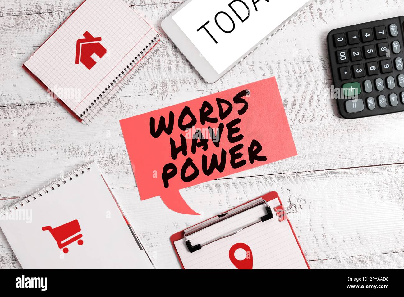 Konzeptionelle Anzeigenwörter haben Macht. Das Wort für Energie, die heilen kann, hilft, Demut und Demütigung zu erschweren Stockfoto