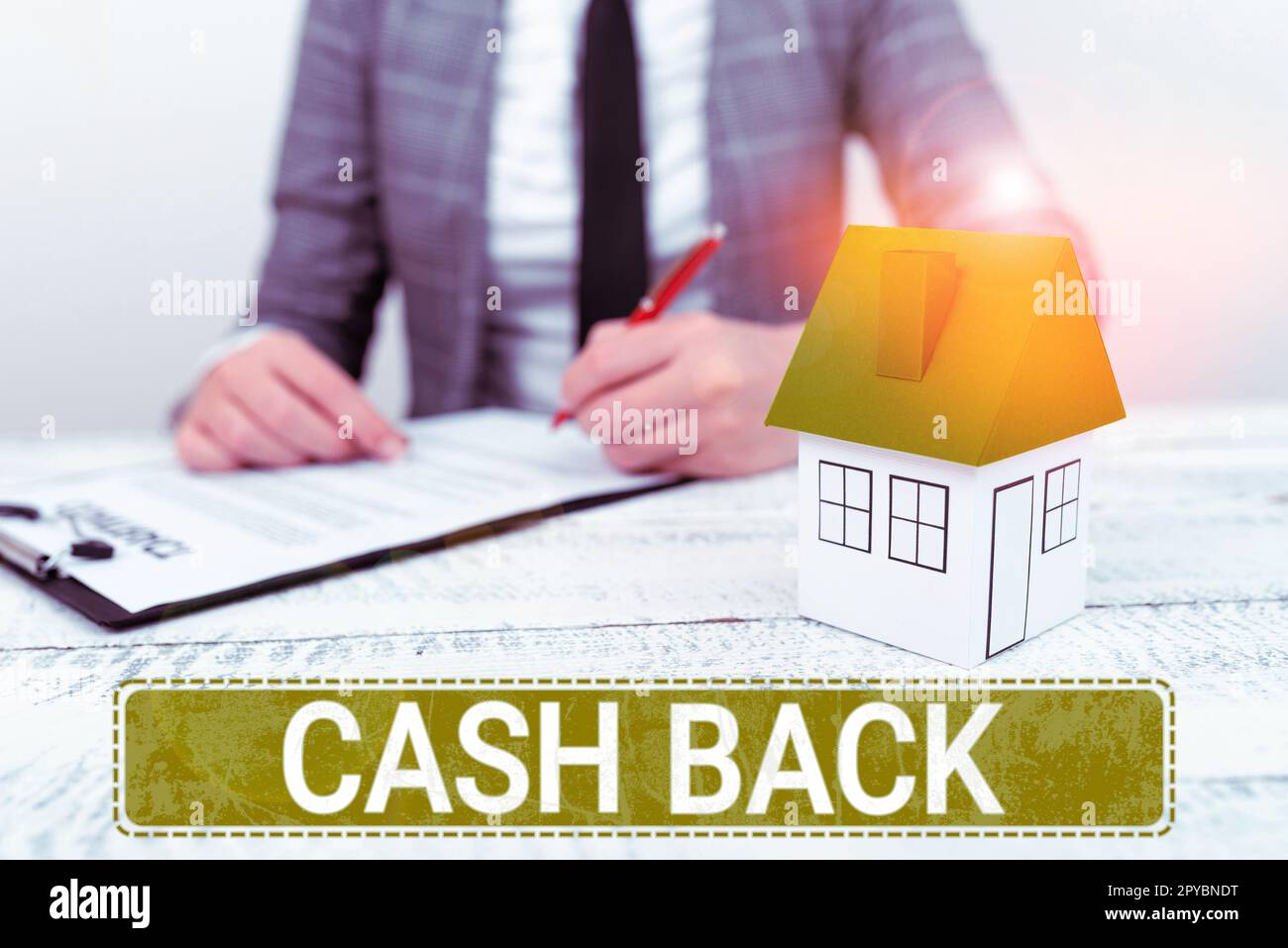 Konzeptionelle Darstellung – Cashback. Ein Wort für Anreiz bot Käufern bestimmte Produkte an, mit denen sie Bargeld erhielten Stockfoto