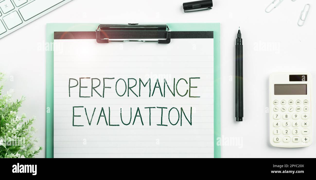 Schreiben mit Anzeige von Text Leistungsbewertung. Geschäftsüberblick Entwicklung und Aktionsplanung eines anderen Stockfoto