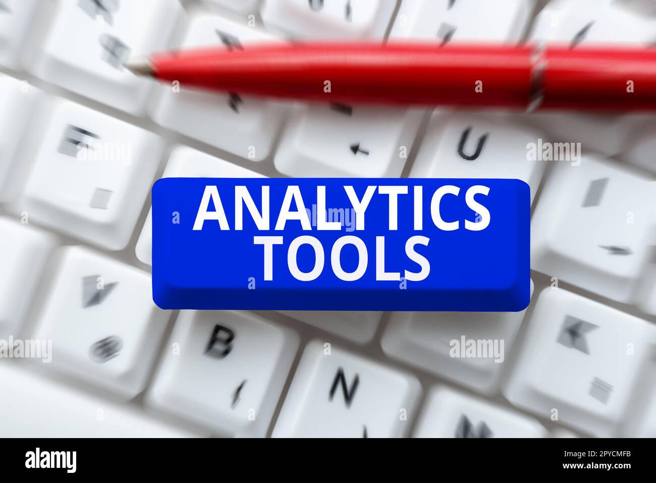 Konzeptionelle Anzeige – Analysetools. Wort für Teile der Analysesoftware für Webanwendungen, die zur Überwachung verwendet wird Stockfoto