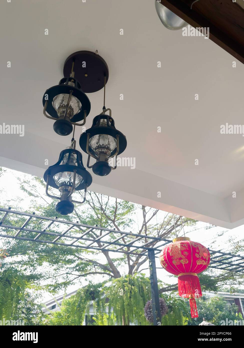 Renovierungshaus im chinesischen Architekturstil Stockfoto