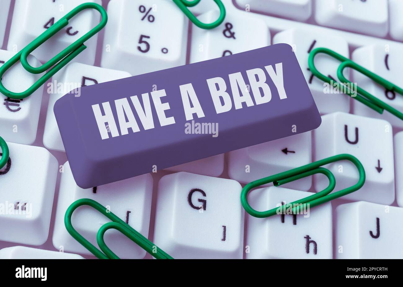Inspiration mit dem Schild „Have A Baby“. Eltern von Geschäftskonzepten erwarten oder bekommen ein neugeborenes Kind Stockfoto