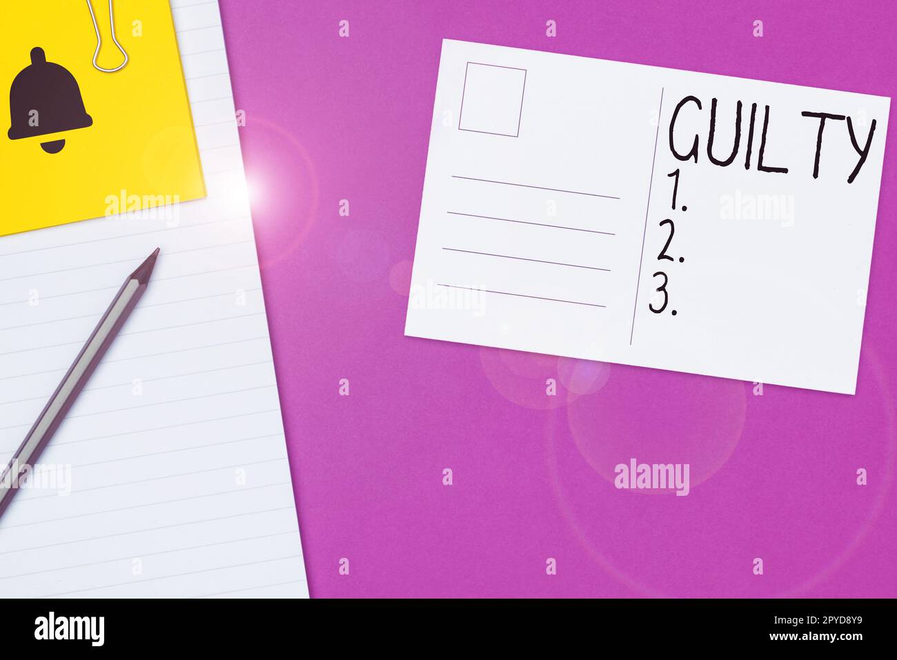 Handschrift Zeichen schuldig. Geschäftskonzept, das für ein bestimmtes Fehlverhalten verantwortlich oder verantwortlich ist, das eine Handlung zulässt Stockfoto