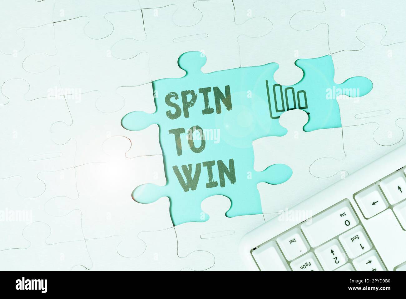 Konzeptionelle Darstellung Spin to Win. Konzept bedeutet „Try Your Luck“, Glücksspiel, Lotteriespiele im Fortune Casino, Risiko Stockfoto