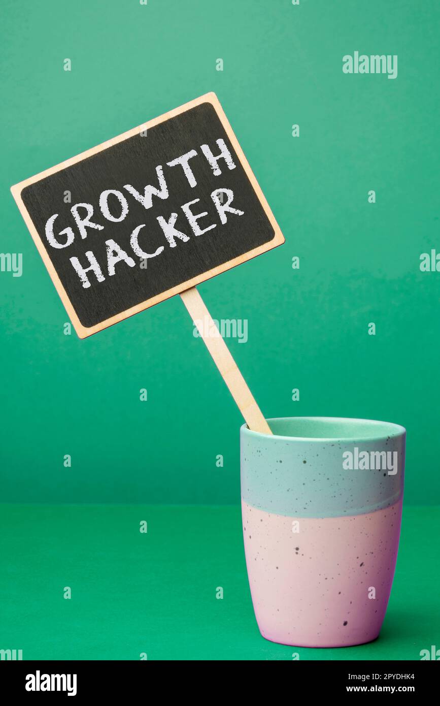 Inspiration mit dem Zeichen „Growth Hacker“. Konzeptfoto im Allgemeinen, um so viele Benutzer oder Kunden wie möglich zu gewinnen Stockfoto