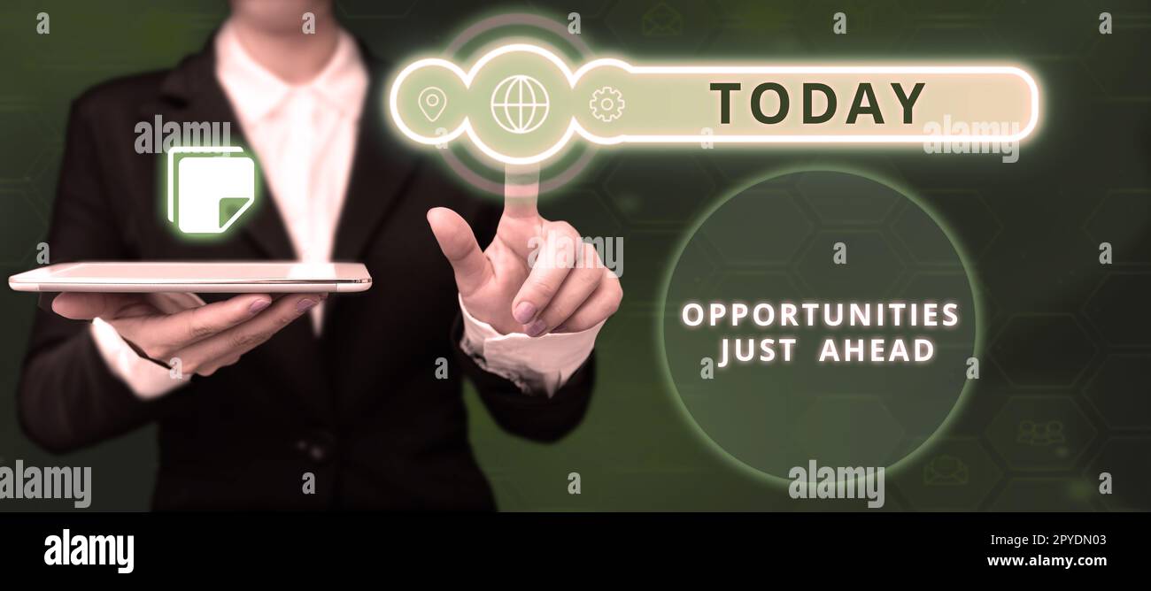 Textbeschriftung, die Ihnen die Chancen vor der Tür zeigt. Unternehmen zeigen eine Reihe von Umständen, die es ermöglichen, etwas in kurzer Zeit zu tun Stockfoto