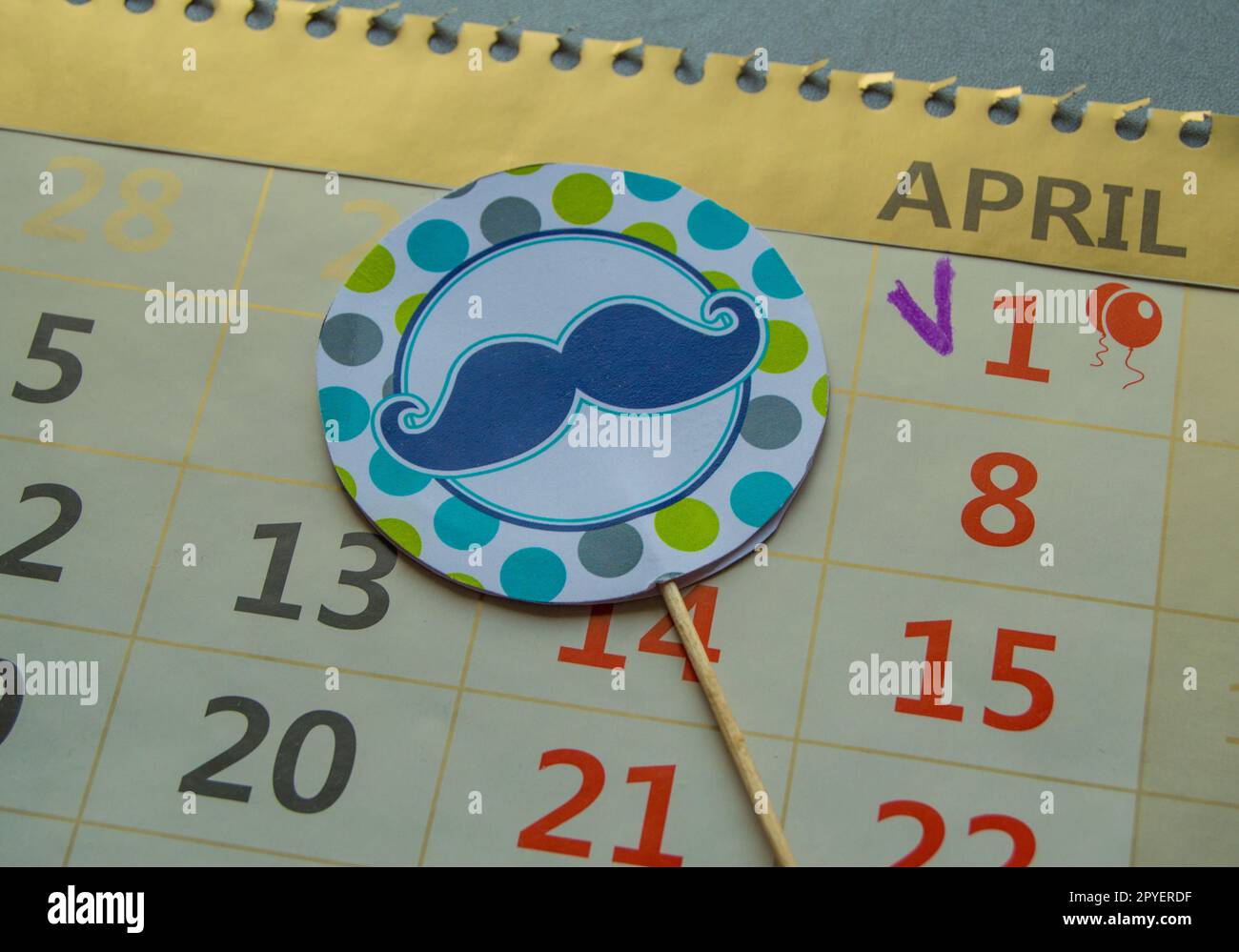 Kalender 1. April - Narrentag im April, Lachen, Witze, Schnurrbart Stockfoto