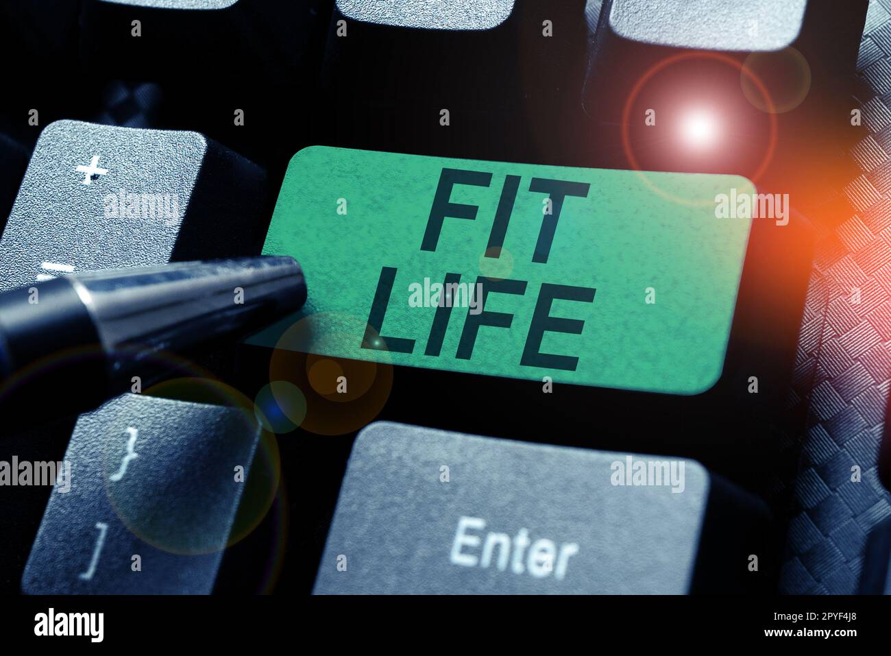 Handschriftlicher Text Fit Life. Internet-Konzept ein gesundes Gewicht mit Diät und Bewegung gesundes Leben zu halten Stockfoto