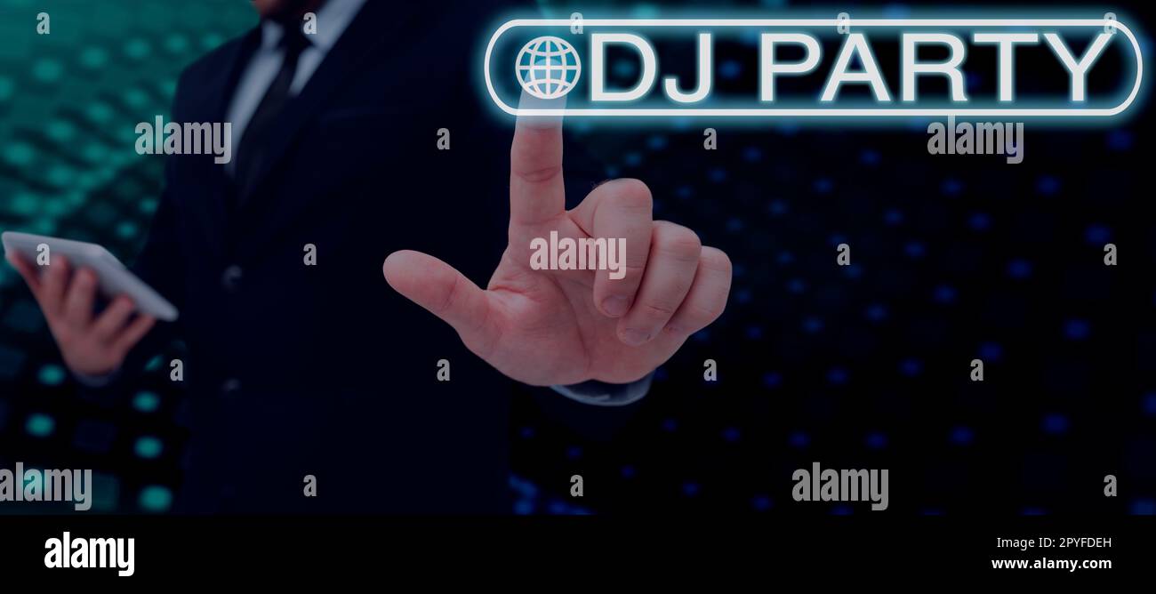 Schild mit DJ-Party. Ein Wort, das über eine Person geschrieben wurde, die aufgezeichnete Popmusik im Radio vorstellt und spielt Stockfoto