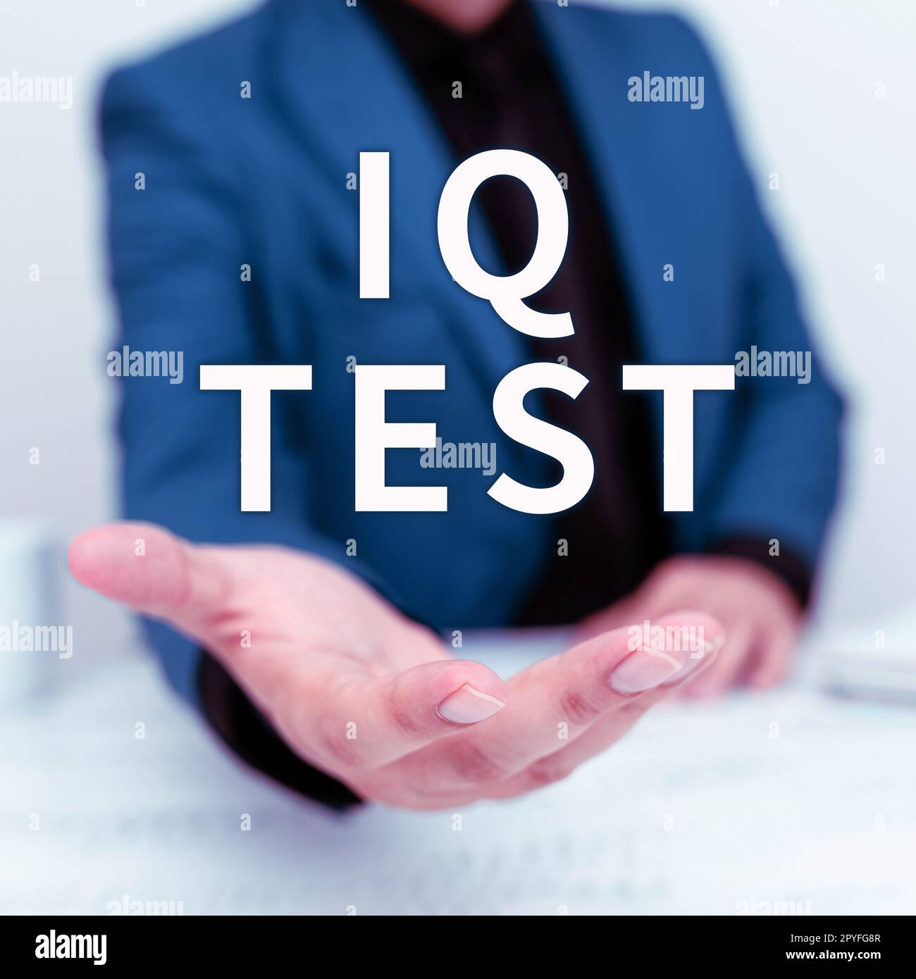Inspiration mit Zeichen-IQ-Test. Business Showcase Versuch, Ihre kognitiven Fähigkeiten zu messen, menschliche Intelligenz zu beurteilen Stockfoto