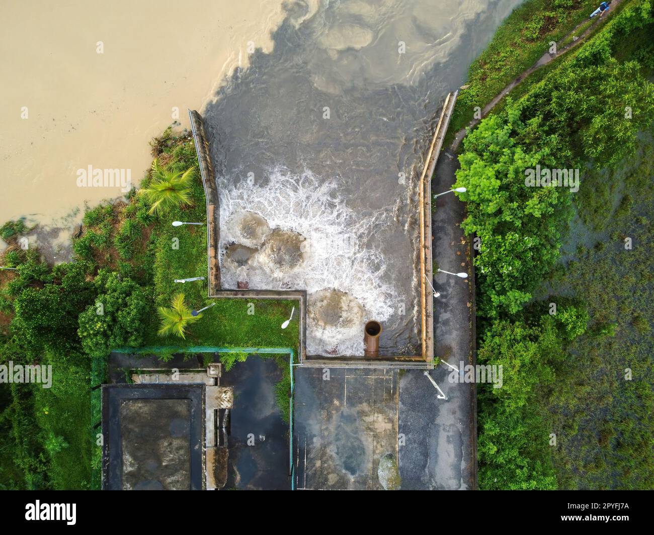 Pumpenhaus zur Kontrolle des Hochwassers. Stockfoto