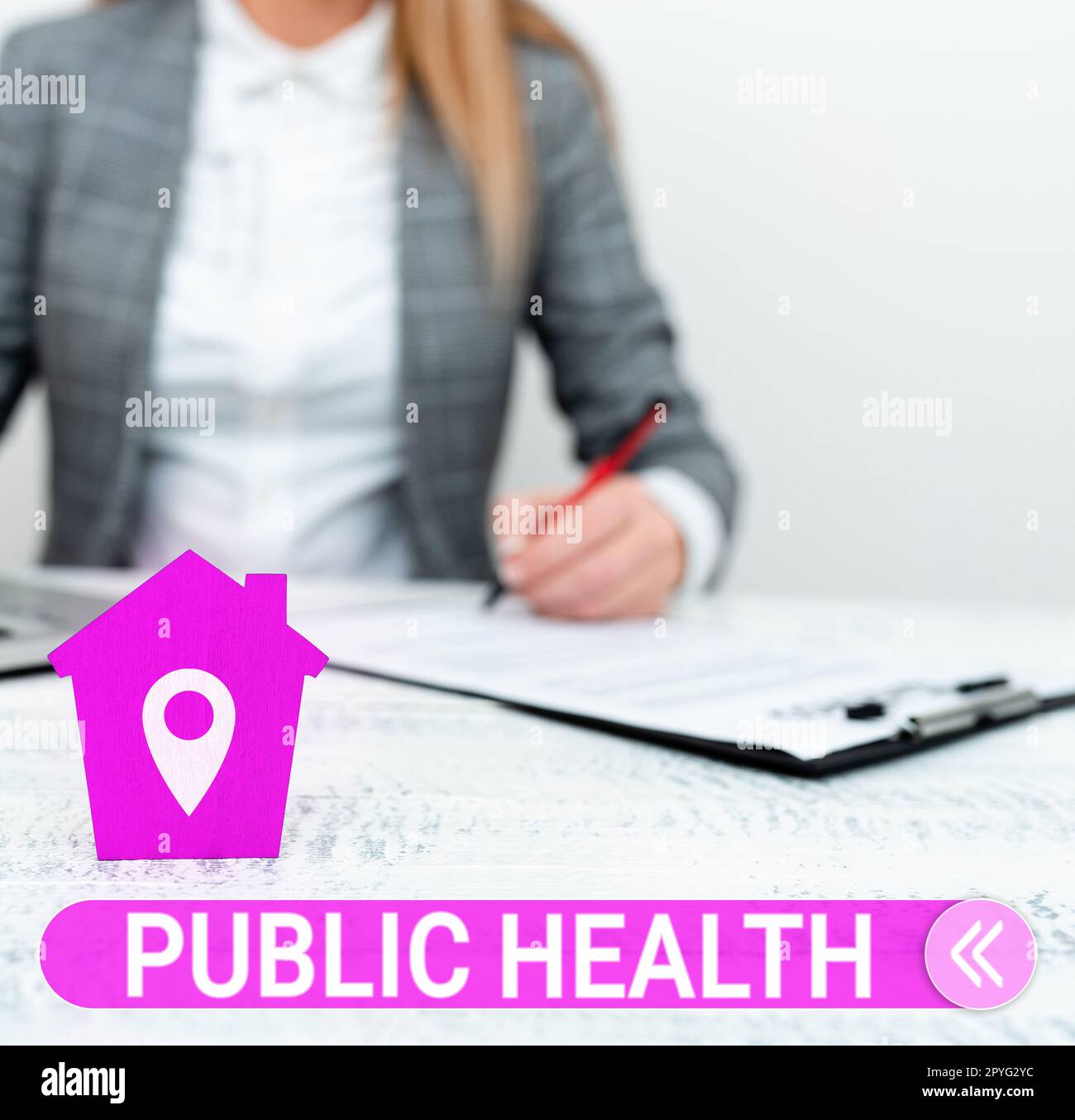Schreiben mit Text Public Health. Geschäftsidee zur Förderung eines gesunden Lebensstils für die Gemeinschaft und ihre Menschen Stockfoto