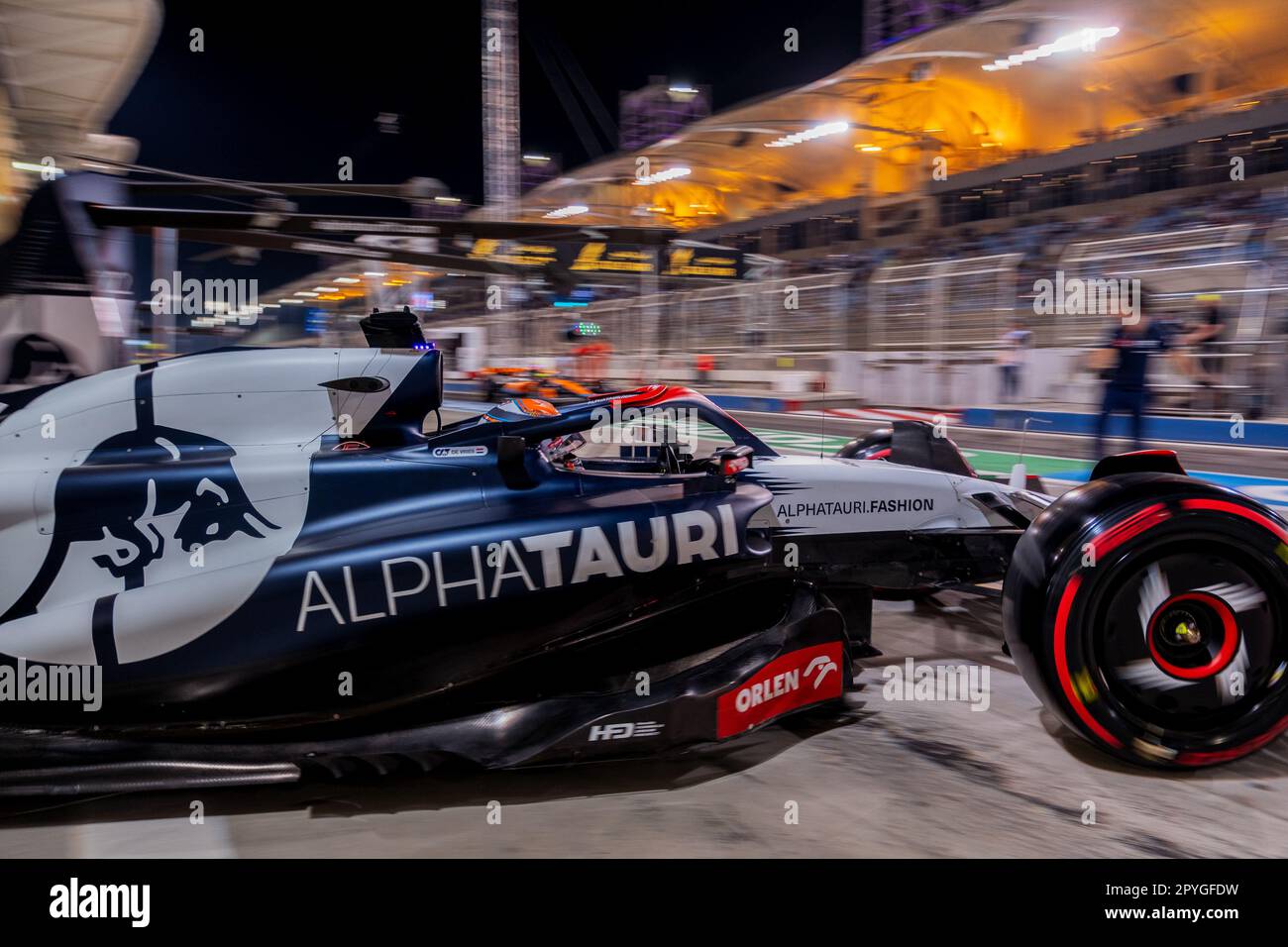 MANAMA, BAHRAIN, Sakhir Circuit, 3. März 2023: #21, Nick de VRIES, NDL, Scuderia Alpha Tauri, AT04, Während des Formel 1 Grand Prix in Bahrain Stockfoto