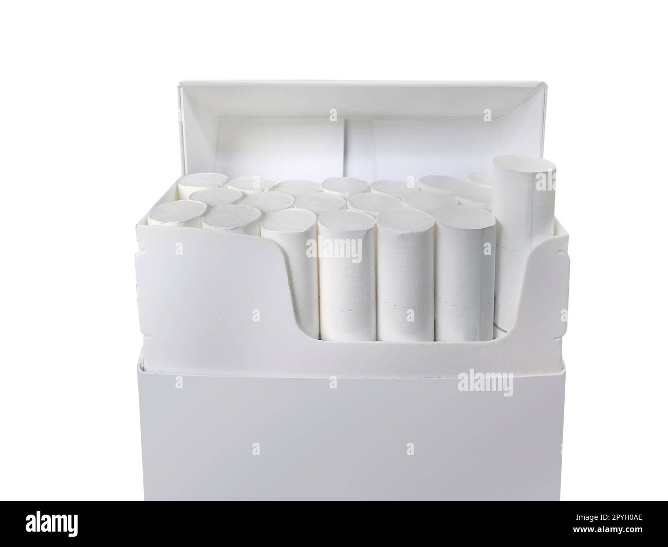 Schachtel Zigaretten, isoliert auf einem weißen Stockfoto