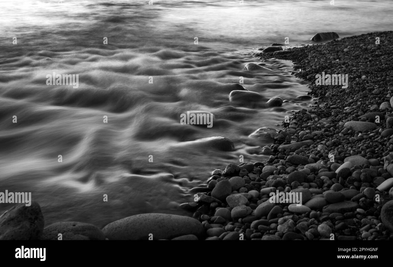 Lange Exposition Wasser Nahaufnahme im Meer Stockfoto