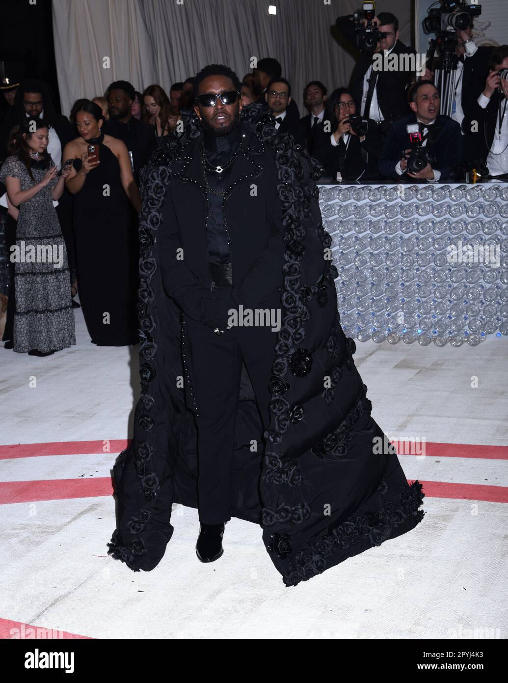 3. Mai 2023, New York, New York, USA: Sean Combs besucht die 2023 Met Gala und feiert Karl Lagerfeld: A Line of Beauty im Metropolitan Museum of Art in New York. (Kreditbild: © Photo Image Press via ZUMA Press Wire) NUR ZUR REDAKTIONELLEN VERWENDUNG! Nicht für den kommerziellen GEBRAUCH! Stockfoto