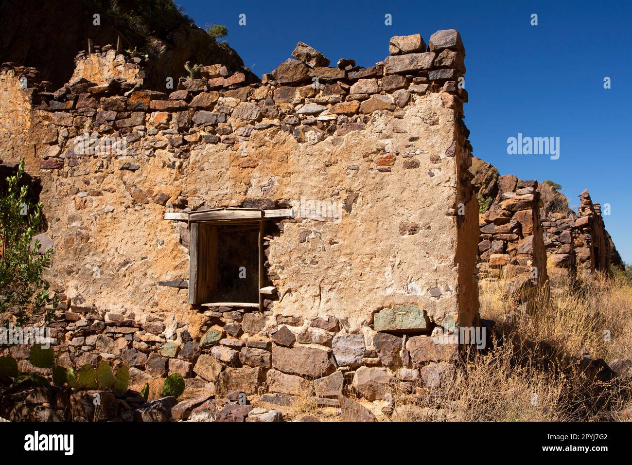 Van Patten Mountain Camp Ruins, Dripping Springs Natural Area, Organ Mountains-Desert Peaks National Monument, New Mexico Stockfoto