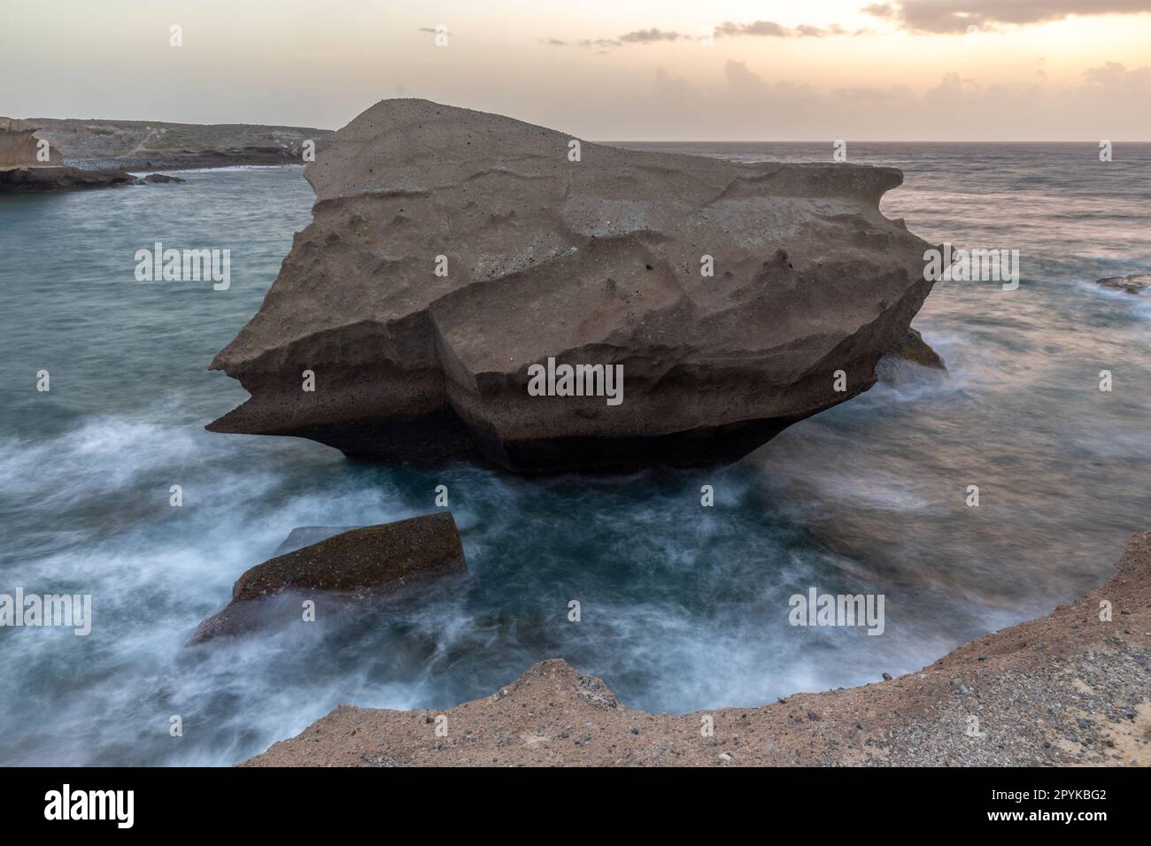 Morgengrauen an der Küste in San Miguel de Tajao, Teneriffa, Spanien Stockfoto
