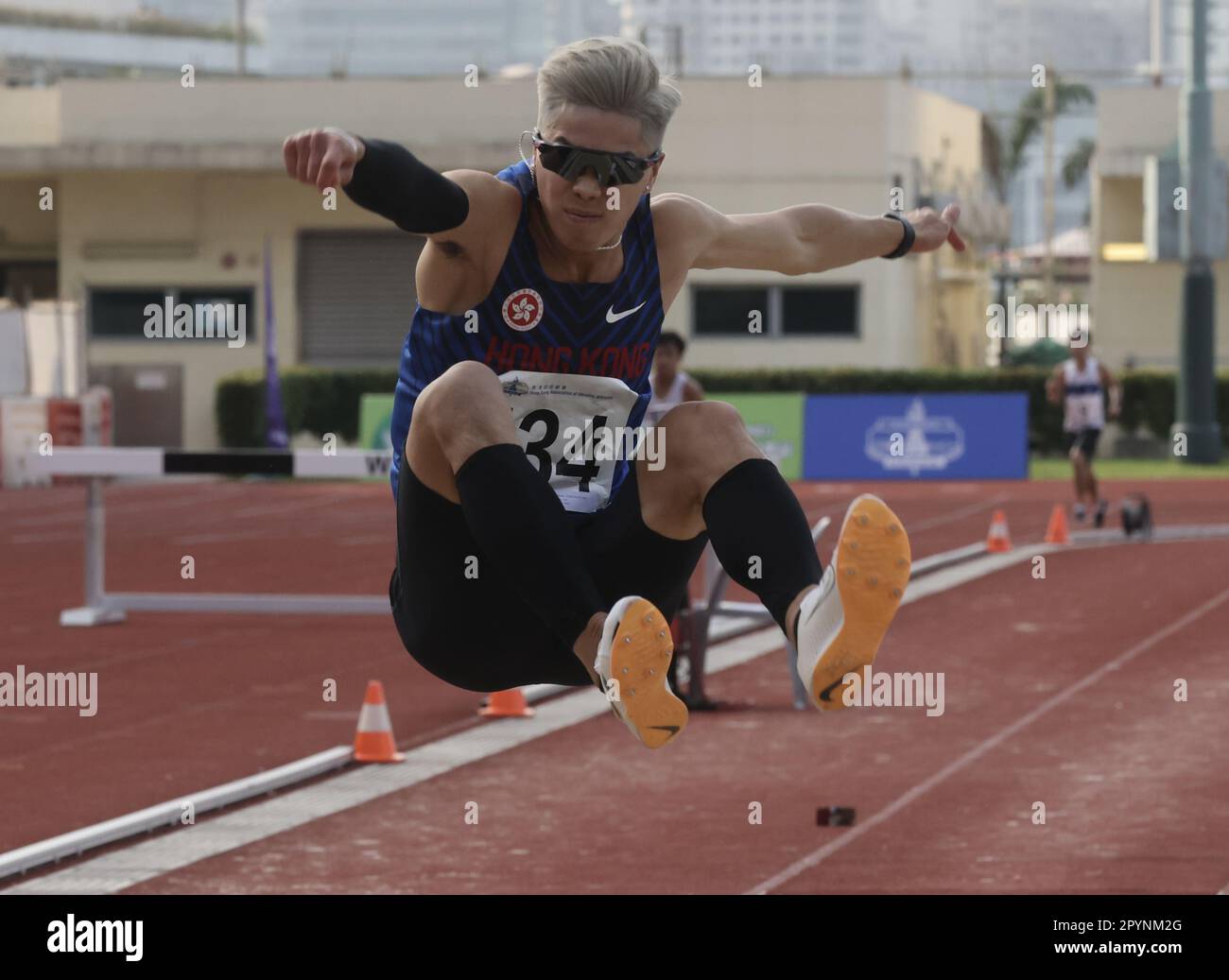 Hong Kong Athletics Championships 2023 MHH Long Jump, mit dem Gewinner Ko Ho-Long, auf dem Wan Chai Sports Ground. 30. April 23 SCMP/Jonathan Wong Stockfoto