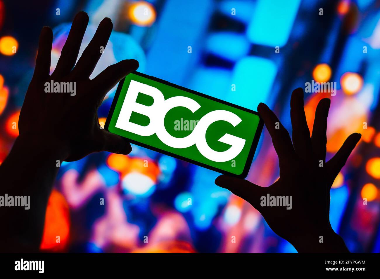 Brasilien. 4. Mai 2023. In dieser Abbildung wird das Logo der Boston Consulting Group (BCG) auf einem Smartphone-Bildschirm angezeigt. (Kreditbild: © Rafael Henrique/SOPA Images via ZUMA Press Wire) NUR REDAKTIONELLE VERWENDUNG! Nicht für den kommerziellen GEBRAUCH! Stockfoto