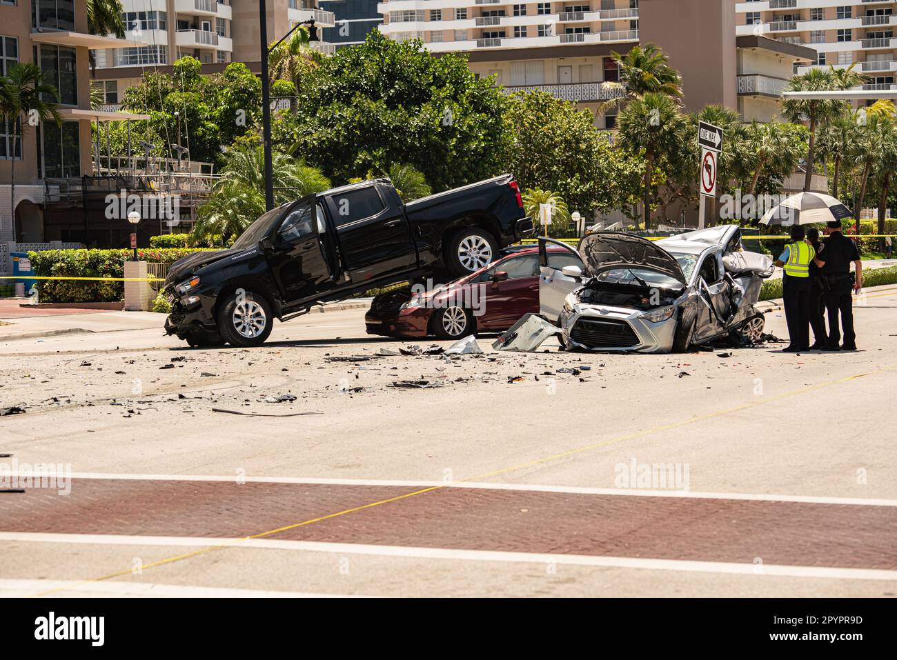 Miami, Florida, USA 4. Mai 2023 Ein schrecklicher Autounfall
