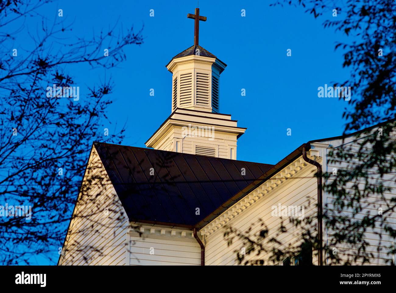 Historisches St. John's Episkopal Church in Richmond, Virginia, ist der Ort, an dem Patrick Henry sein berühmtes „Gib mir Freiheit oder gib mir den Tod!“ Eine Rede. Stockfoto
