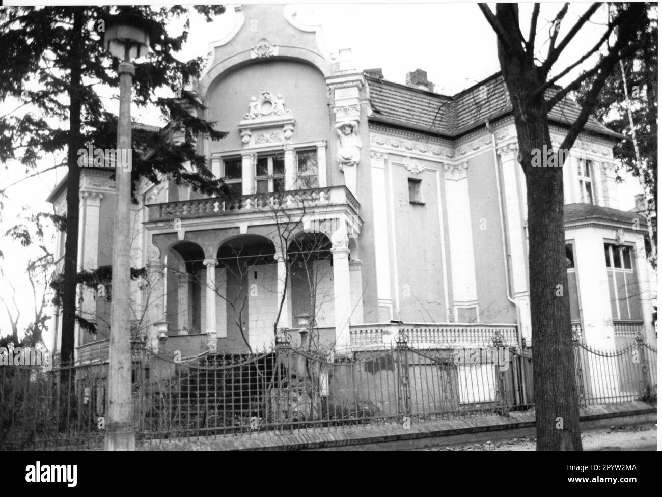 Potsdam Berliner Vorstadt Menzelstraße 14 Villa Eck Grundstück im Februar 1997 Foto: MAZ/Christel Köster Stockfoto