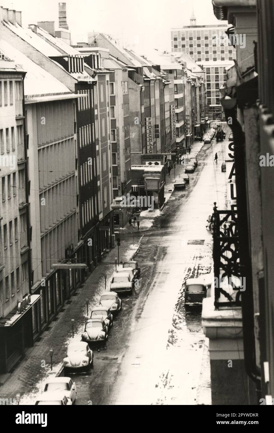 Fahrverbot während der Energiekrise: Straße in München. [Maschinelle Übersetzung] Stockfoto