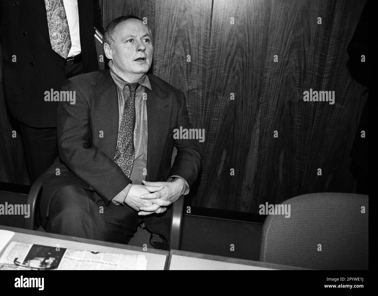 Deutschland, Bonn 03.12.1990. Archiv-Nr.: 23-59-12 SPD parteirat-Tagung Foto: Oskar Lafontaine, nach der verlorenen Bundestagswahl. [Maschinelle Übersetzung] Stockfoto