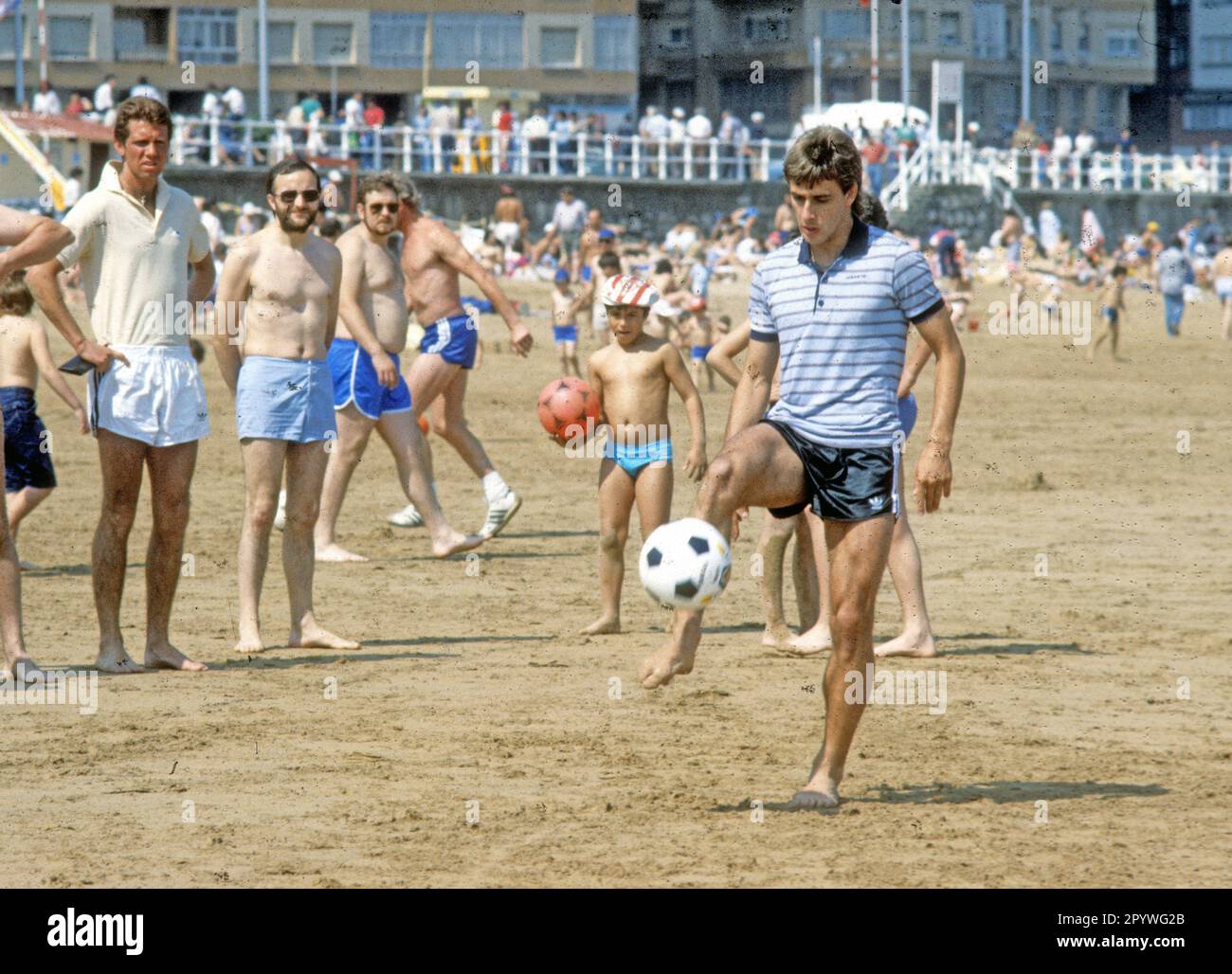 Fussball deutschland 1982 Fotos und Bildmaterial in hoher Auflösung