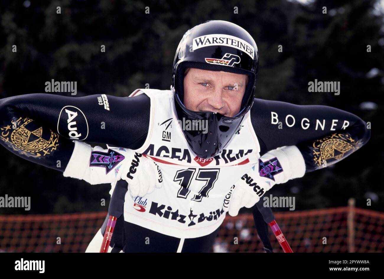 Alpine Ski World Cup 1993/1994 Kitzbühel Training 14.01.1994 (Aufnahmedatum geschätzt) Markus WASMEIER (Deutschland) FOTO: WEREK Pressebildagentur xxNOxMODELxRELEASExx [automatisierte Übersetzung]- ÖSTERREICH AUS Stockfoto