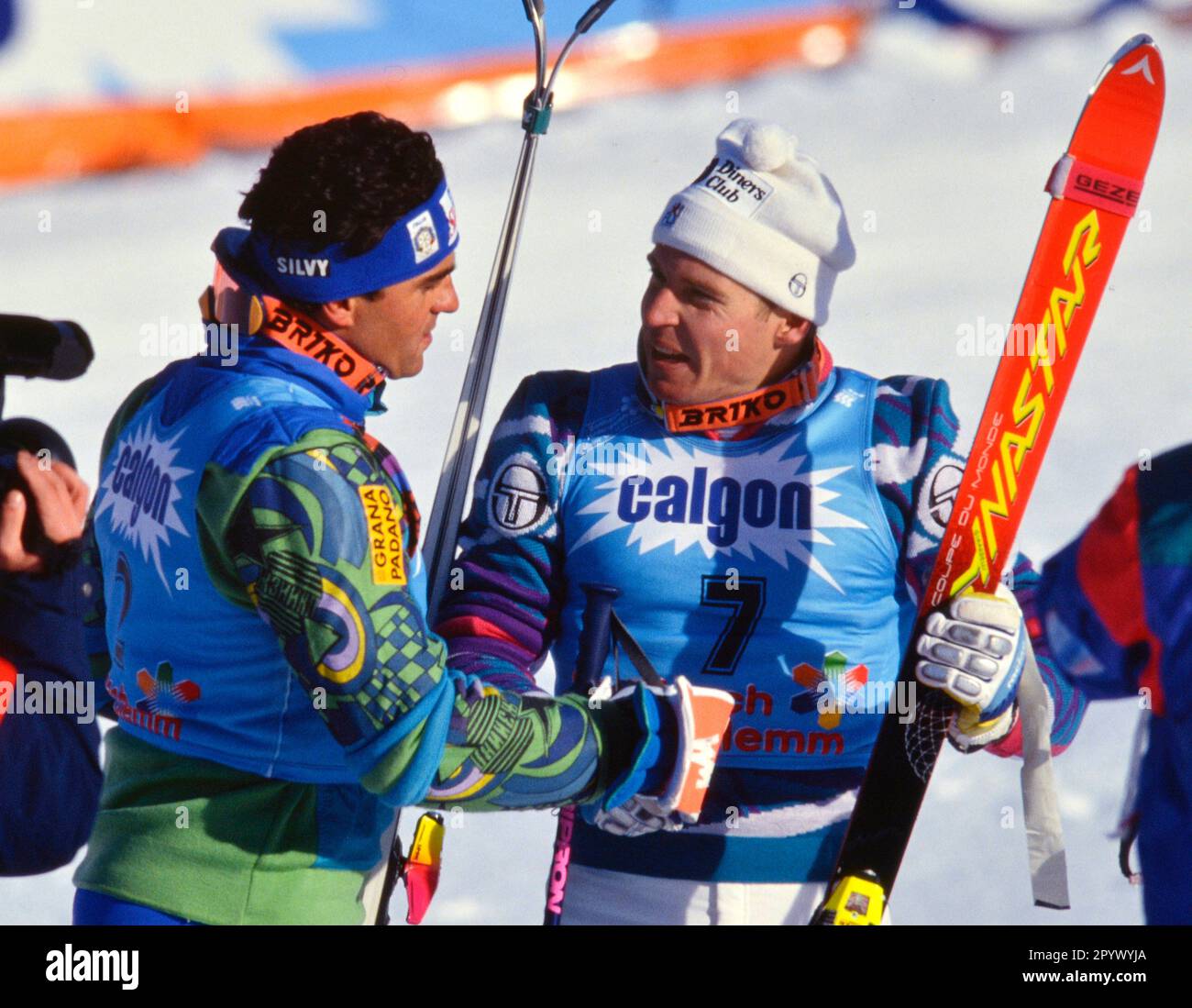 SKI ALPIN SEASON 90/91 World Championships 1991 Saalbach-Hinterglemm Slalom Men 22.01.1991 Alberto TOMBA (ITA li), Marc GIRADELLI (LUX) xxNOxMODELxRELEASExx [automatisierte Übersetzung]- ÖSTERREICH OUT Stockfoto