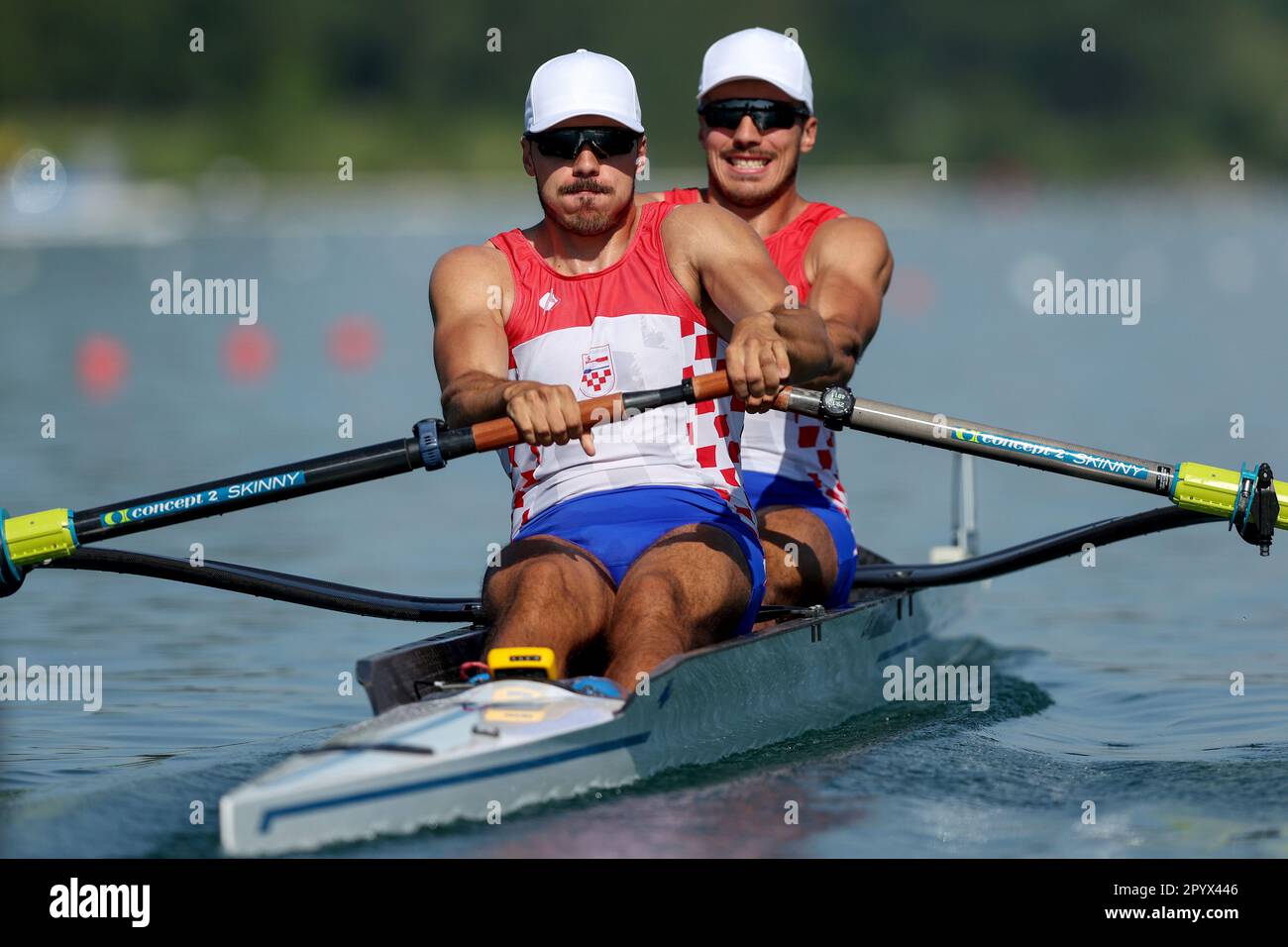 Zagreb, Kroatien. 05. Mai 2023. ZAGREB, KROATIEN - MAI 05: VPatrik Loncaric und Anton Loncaric aus Kroatien treten am 5. Mai 2023 in Zagreb, Kroatien, beim World Ruwing Cup 2023 Herrenpaar Heat 1 gegeneinander an. Foto: Igor Kralj/PIXSELL Kredit: Pixsell/Alamy Live News Stockfoto