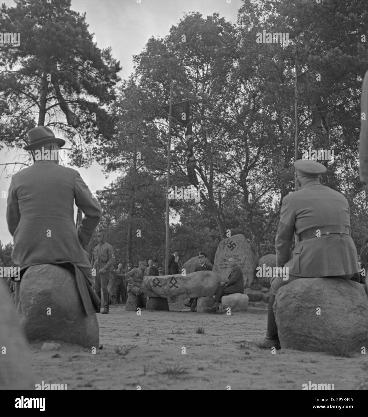  foto des altars und der gedenksteine gletschererratie am