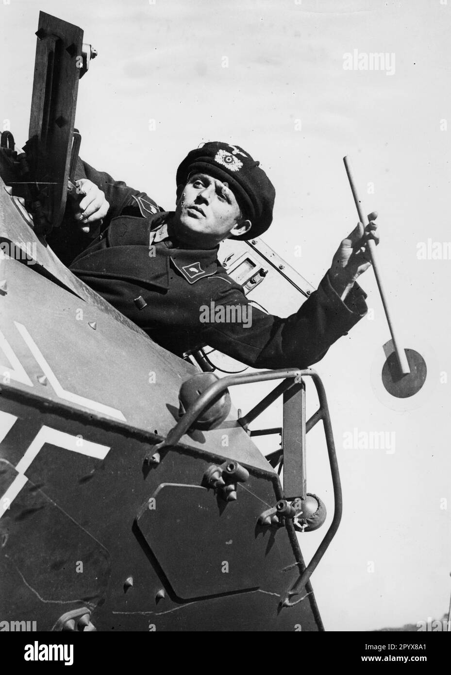 Gepanzerte Aufklärungsfahrzeuge, vermutlich während einer Demonstration auf einem militärischen Trainingsgelände in Deutschland. Foto: Schwahn Stockfoto