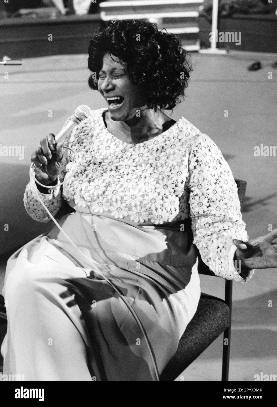 Mahalia Jackson, wir Gospelsänger. [Maschinelle Übersetzung] Stockfoto